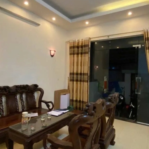 Bán nhà nguyễn lương bằng. đống đa. dt 64m2. mt 3,8m. 4 tầng. giá 12,7 tỷ.