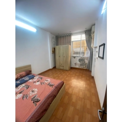 Bán nhà trịnh hoài đức. đống đa. ô tô. dt 36m2. mt 3,4m. 3 tầng. giá 12,5 tỷ.