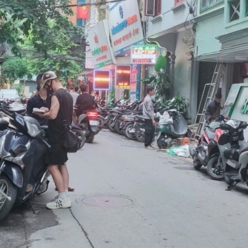Bán nhà phố thái hà, đống đa 68m, 7 tầng, mt 4.4m. giá: 37.5 tỷ. lh: 0937158386