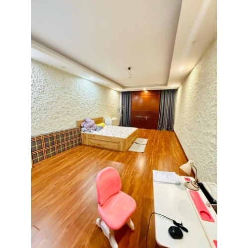 Bán nhà phố lạc trung, hai bà trưng 73m, 4 tầng, mt 4.5m. giá: 28.5 tỷ. lh: 0937158386