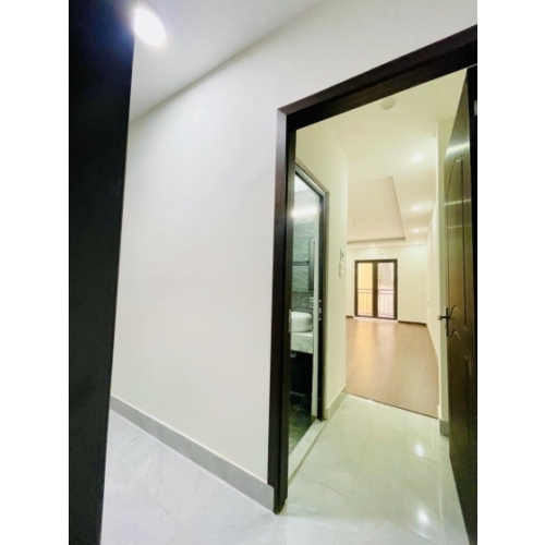 Bán nhà đường hoàng mai - hoàng văn thụ, 43m, 5 tầng. giá: 8.65 tỷ. lh: 0937158386