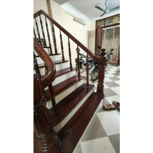 Bán nhà phùng khoang. thanh xuân. dt 43m2. mt 3,6m. 4 tầng. giá 8,15 tỷ.