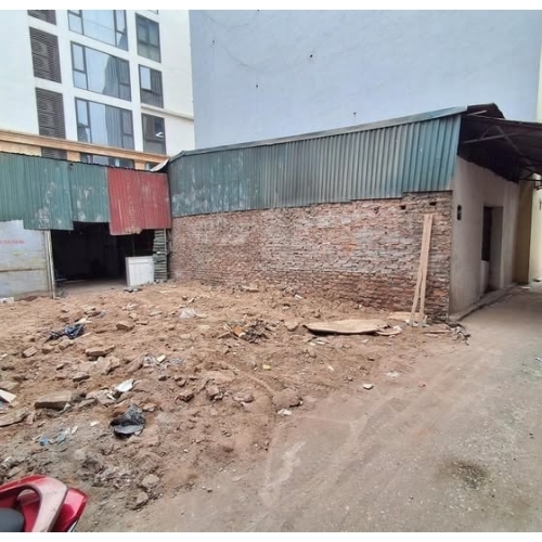 Bán đất phố trạm, long biên 51m, mt 5.8m. giá: 10.7 tỷ. lh: 0937158386