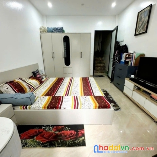 Nhà hồ tùng mậu - phân lô thoáng sáng - cách 2 nhà ra ôtô  - ngõ thông kd - 30mx5t - 8.2 tỷ