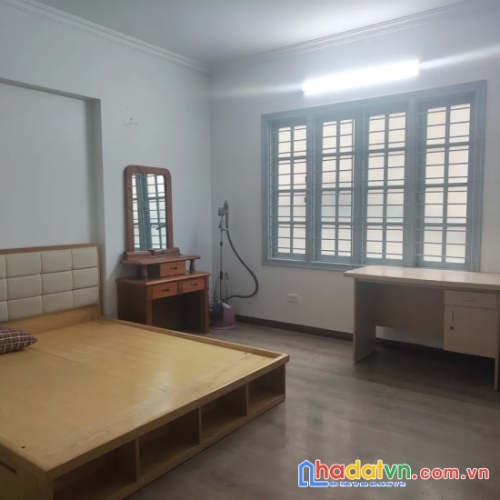 Bán nhà tây sơn. đống đa. lô góc. dt 40m2. mt 4,2m. 4 tầng. giá 7,05 tỷ