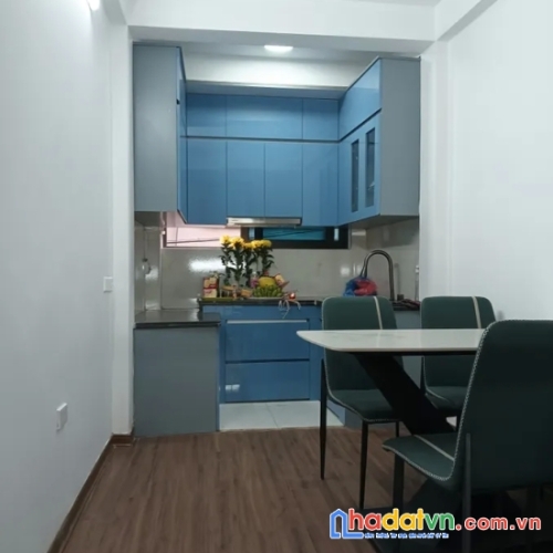 Bán nhà trương định. hoàng mai. ô tô. dt 34m2. mt 2,3m. 5 tầng. giá 7,56 tỷ