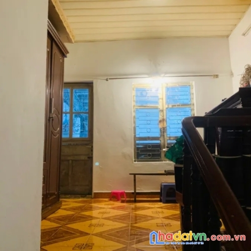 Bán nhà khâm thiên. đống đa. dt 35m2. mt 4m. 4 tầng. giá 7,65 tỷ.