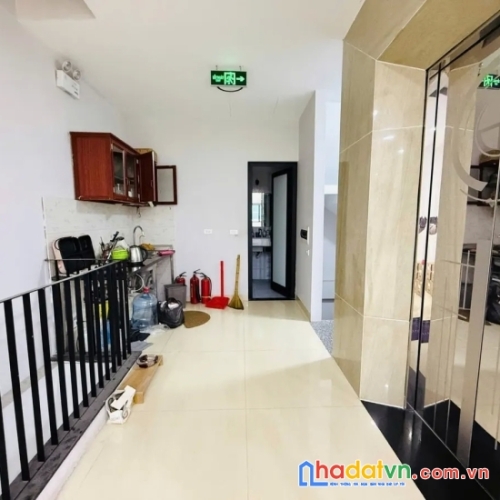 Bán nhà hoàng văn thái. thanh xuân. 8 tầng thang máy. ô tô. dt 100m2. mt 5m. giá 36.8 tỷ.