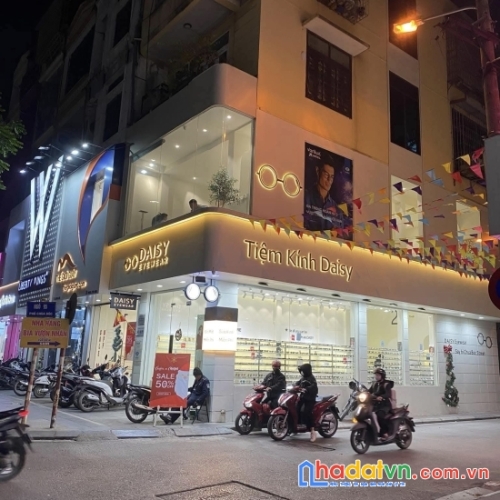 Lô góc hoàng cầu – nhà 3 tầng, view hồ, khu phố sầm uất bậc nhất đống đa