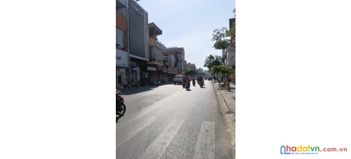 Bán nhà mặt tiền 1080 cmt8 p.4 q.tân bình. dt 3.9x20m, 3 tầng. giá còn 7.1 tỷ
