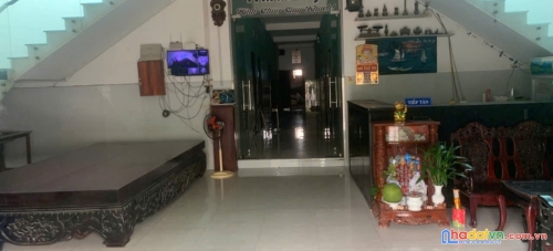 Bán khách sạn mặt tiền xã qui đức h.bình chánh. giảm còn 7.5 tỷ
