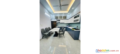 Bán nhà kim đồng. hoàng mai. 5 tầng thang máy. ô tô. dt 50m2. mt 3.7m. giá 16.9 tỷ.