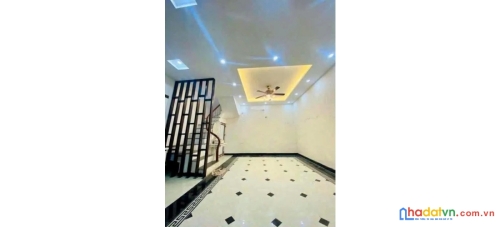 Bán nhà dân xây chợ khâm thiên. đống đa. lô góc. dt 45m2. mt 6m. 4 tầng. giá 7.9 tỷ.