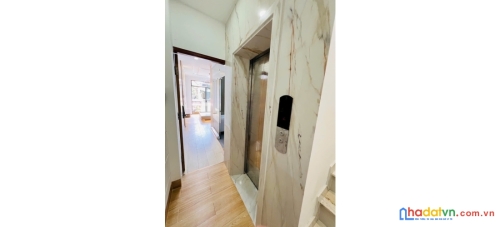 Hẻm xe hơi trung tâm quận 3 - 35m2 - 5 tầng btct có thang máy 500kg - 8.x tỷ