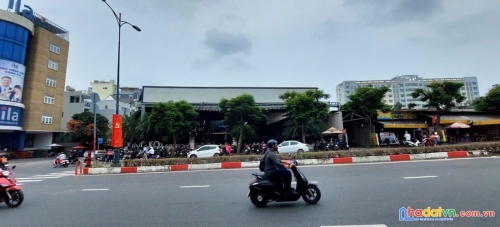 Bán nhà góc 2 mặt tiền lê văn việt p.tăng nhơn phú a, tp.thủ đức. dt 1400m2. giá 190 tỷ
