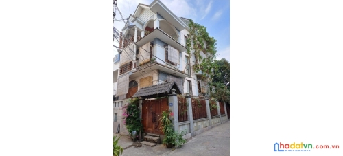 Bán nhà đường số 8 p.bình trưng tây tp.thủ đức. dt 8x20m, 3 tầng, giá 12.5 tỷ
