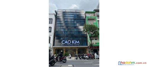 Chính chủ cho thuê 221 - 223 - 225 lý tự trọng q1 
