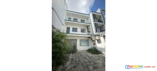 Bán nhà mặt tiền 25- 25a tăng bạt hổ p.11 q.bình thạnh. dt 7.8x33m, 3 tầng, giá 27.5 tỷ
