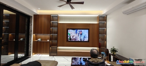 Bán nhà phố triệu việt vương, hai bà trưng 45m, 6 tầng. giá: 22.5 tỷ. lh: 0937158386