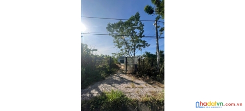 Chính chủ bán 1600 m2 = ngang 15x 66 m2 . giá 40 triệu/ ‘m2 thị trấn cần thạnh