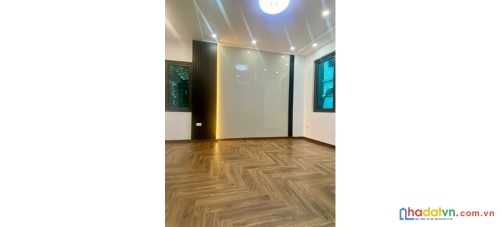 Bán nhà yên hòa. cầu giấy. lô góc. dt 34m2. mt 4.1m. 5 tầng. giá 7.9 tỷ