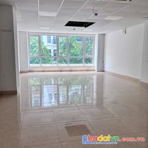 Bán nhà mặt phố trương công giai. cầu giấy. thang máy. ô tô. vỉa hè. dt 100m2. giá 62.5 tỷ