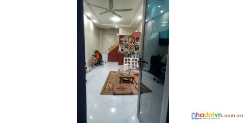 Bán nhà 3 tầng giá 1,48 tỷ ở phố đại từ, linh đàm