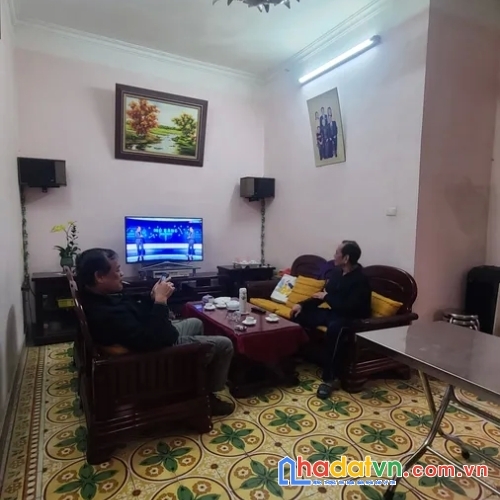 Bán nhà tây sơn. đống đa. lô góc. ô tô. dt 70m2. mt 8.6m. 4 tầng. giá 22.8 tỷ.