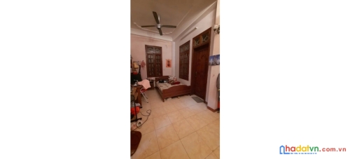 Bán nhà tô vĩnh diện. thanh xuân. lô góc. ô tô. dt 54m2. mt 6m. 4 tầng. giá 20.9 tỷ