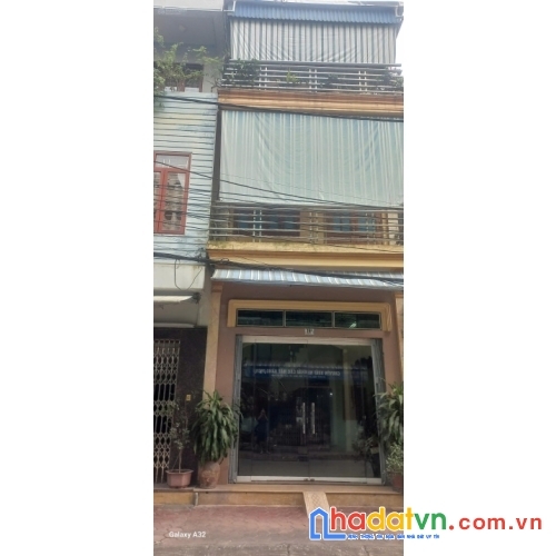 Chính chủ bán nhà 3 tầng mặt đường nguyễn thiện thuật tp nam định

