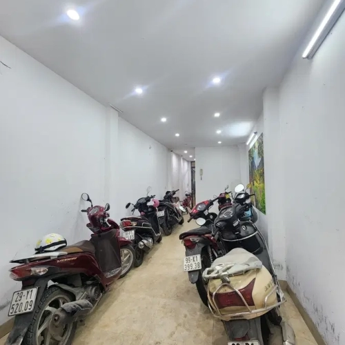 Bán nhà quan nhân. thanh xuân. 6 tầng thang máy, ô tô. dt 56m2. mt 3m. giá 20.7 tỷ