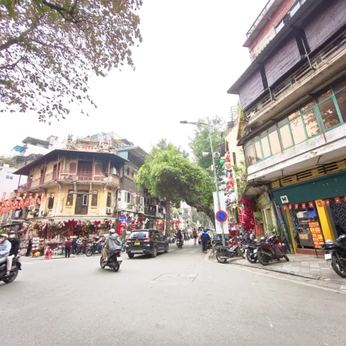 Bán nhà mặt phố hàng đồng. hoàn kiếm. ô tô. vỉa hè. dt 72m2. mt 4.5m. giá 56.3 tỷ.