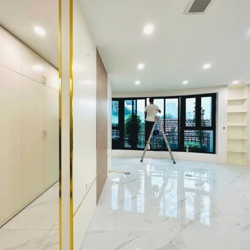 Bán nhà lương định của. đống đa. thang máy. ô tô. dt 61m2. mt 6.9m. giá 23.9 tỷ