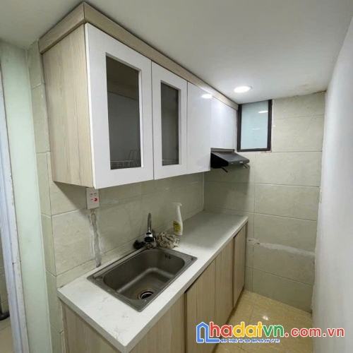 Bán căn hộ tập thể tầng 1 giá 3,2 tỷ, sổ đỏ chính chủ