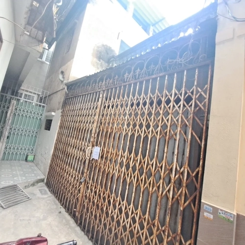 Bán đất định công thượng. hoàng mai. dt 40m2. mt 7.2m. giá 5.48 tỷ.