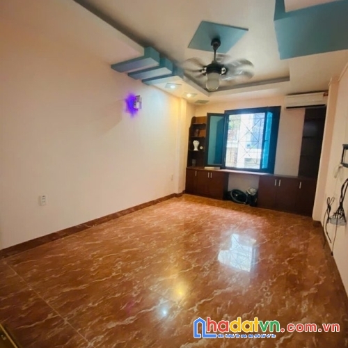 Bán nhà thái thịnh. đống đa. dt 58m2. mt 4m. 4 tầng. giá 13.4 tỷ.