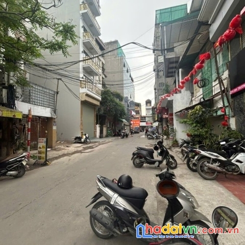 Bán đất trương định. hoàng mai. lô góc. ô tô. dt 290m2. mt 8.2m. giá 68.5 tỷ.