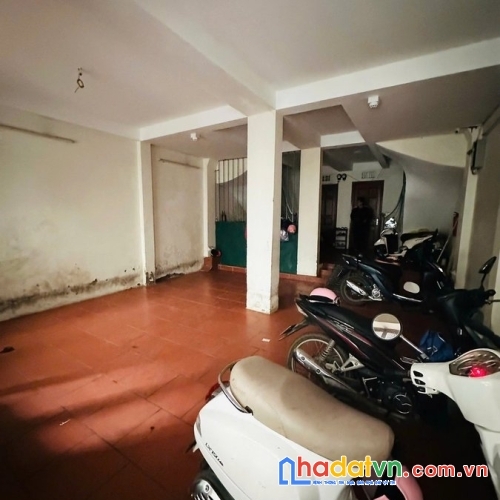 Bán nhà kim mã. ba đình. dt 56m2. mt 3.1m. 5 tầng. giá 10.5 tỷ.