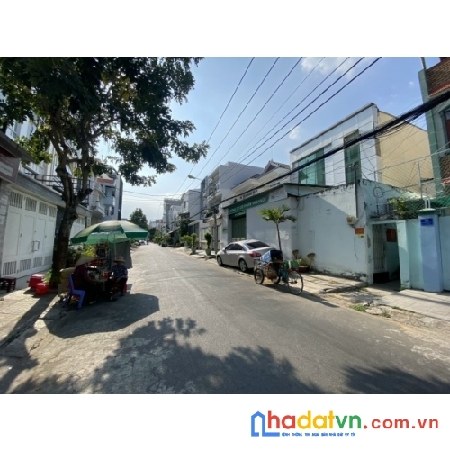 Đất trống 12,2x18m đường số phường tân quy q7. giá 40 tỷ