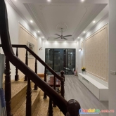 Bán nhà thuỵ khuê 5t 33m2, sổ nở hậu , 50m ra đường lớn.