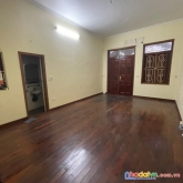 Bán nhà gấp dịch vọng 56m2, 4 tầng, mt 4m, giá 4,5 tỷ.