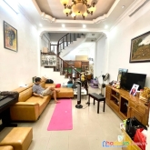 Bán nhà 2 mặt thoáng đường thuỵ khuê, gần phố, mt 4m, 44m2, 5pn 4.99 tỷ tây hồ.
