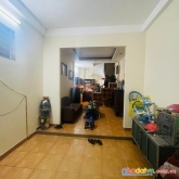 Bán nhà phố nguyễn đình hoàn cầu giấy gàn phố - thoáng - chắc chăn dt 42m2 5 tầng giá 5 tỷ