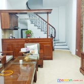 Bán nhà lạc long quân, ngõ thông, 15m ô tô đỗ, 33m2, 4.5m, giá nhỉnh 4 tỷ.