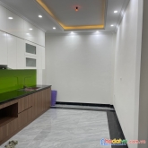 Bán nhà mới xây phố hoa bằng, cầu giấy: 47m2, 5 tầng, mt 3,4m. giá: 7,5 tỷ.