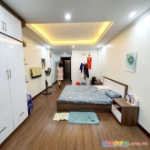 Lô góc ngõ 2 quang trung chỉ 3,65 tỷ 5 tầng cách ô tô tránh 20m, mt 5m, sổ vuông a4. lh: 0931706698