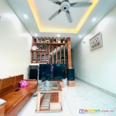Hàng hiếm võ chí công – 3 thoáng, ngõ thông hoàng quốc việt – 48m2, 4 tầng, 4.39 tỷ