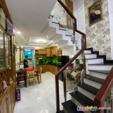 Chính chủ ngộp ngộp cấn bán gấp nhà mặt tiền hẻm 8m kinh doanh đa ngành nghề.