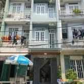 Hxh 8m, ô tô quay đầu, nhà mới 3 tầng, q7, chỉ 2,95 tỷ chính chủ cần bán