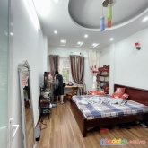 Bán nhà đẹp khương trung, ngõ to, thông các ngả. dt: 42m2x4 tầng. giá 3.8 tỷ.